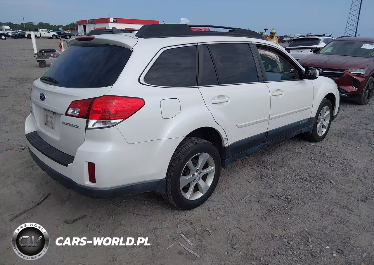 2013 Subaru Outback 2.5I Limited VIN:4S4BRCLCXD3309738 - 4
