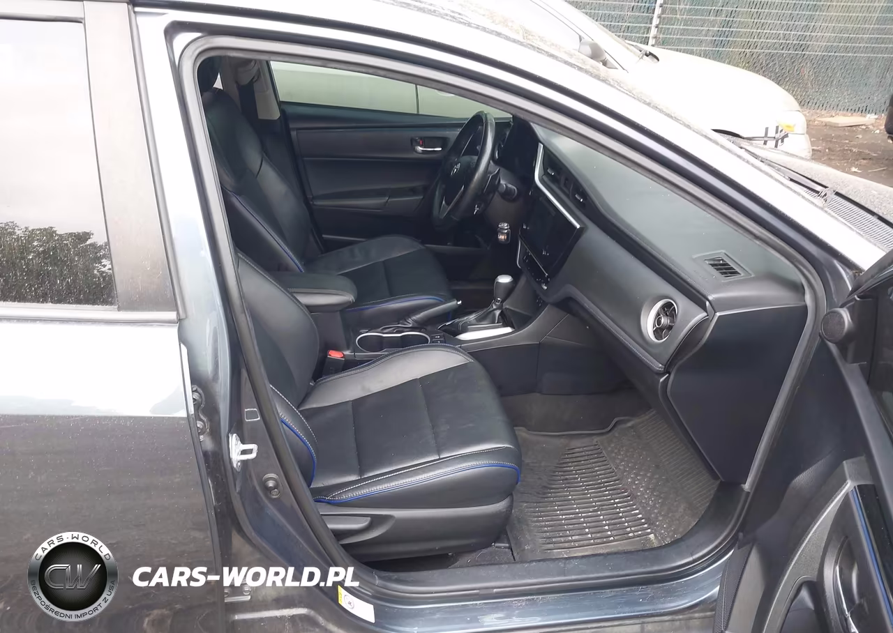 2018 Toyota Corolla Xse VIN:2T1BURHE0JC107073 - 5