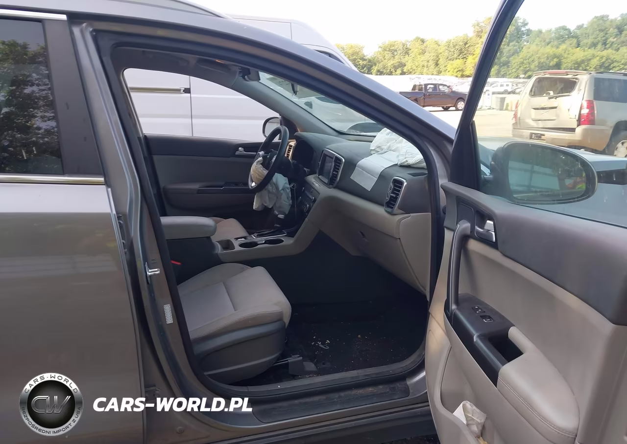2018 Kia Sportage Lx VIN:KNDPMCAC7J7407044 - 5