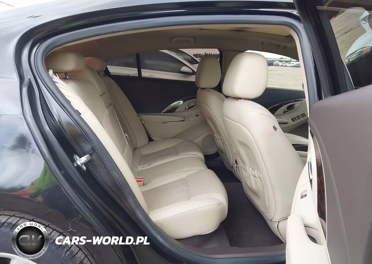 BUICK LACROSSE VIN:1G4GB5G34GF169608 - 8