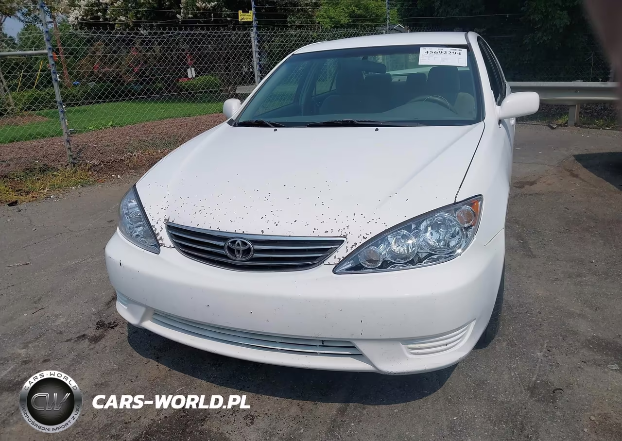 2005 Toyota Camry Le VIN:4T1BE30K25U428757 - 12