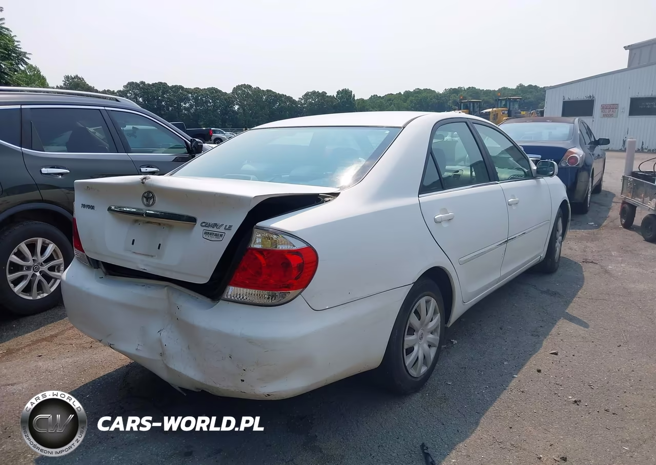 2005 Toyota Camry Le VIN:4T1BE30K25U428757 - 4