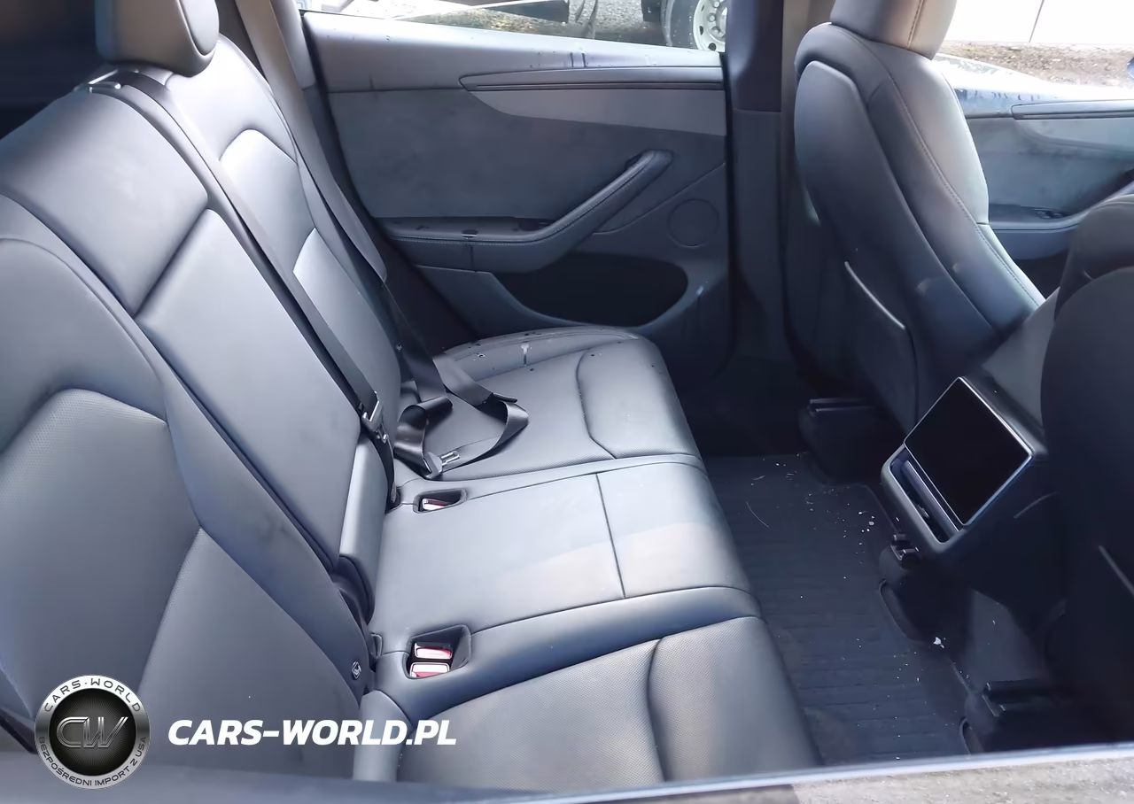 2026 Tesla Model Y All-Wheel Drive-Long Range Launch Series-Premium All-Wheel Drive VIN:7SAYGDEE9TF573238 - 8