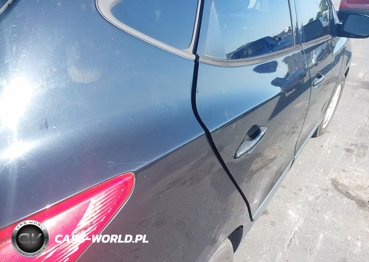 2012 Hyundai Tucson Gls VIN:KM8JU3AC8CU467839 - 12