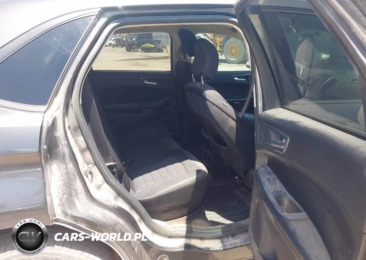 2018 Ford Edge Se VIN:2FMPK3G97JBB85917 - 8