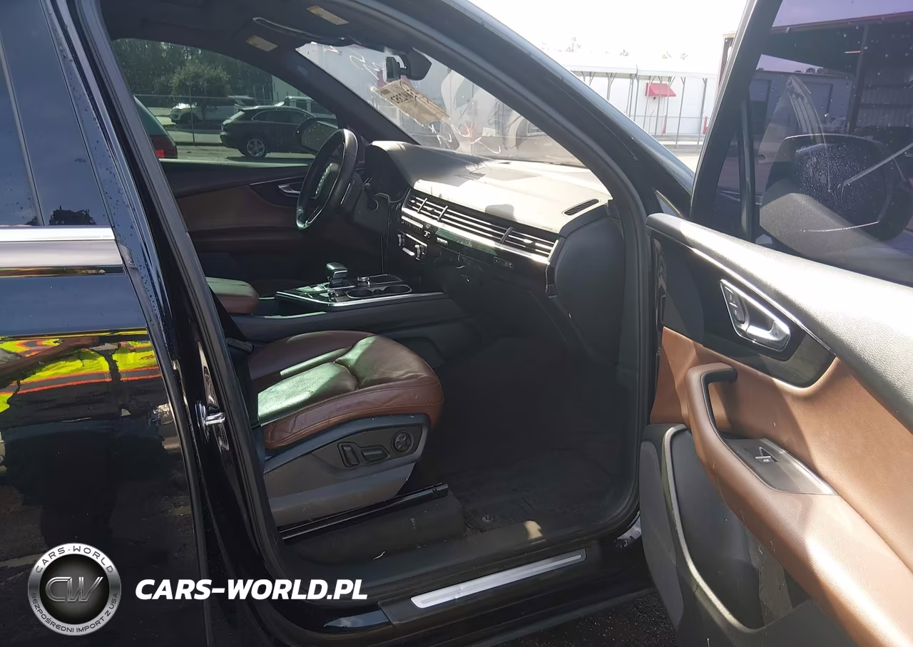 2017 Audi Q7 2.0T Premium VIN:WA1LHAF72HD046928 - 5
