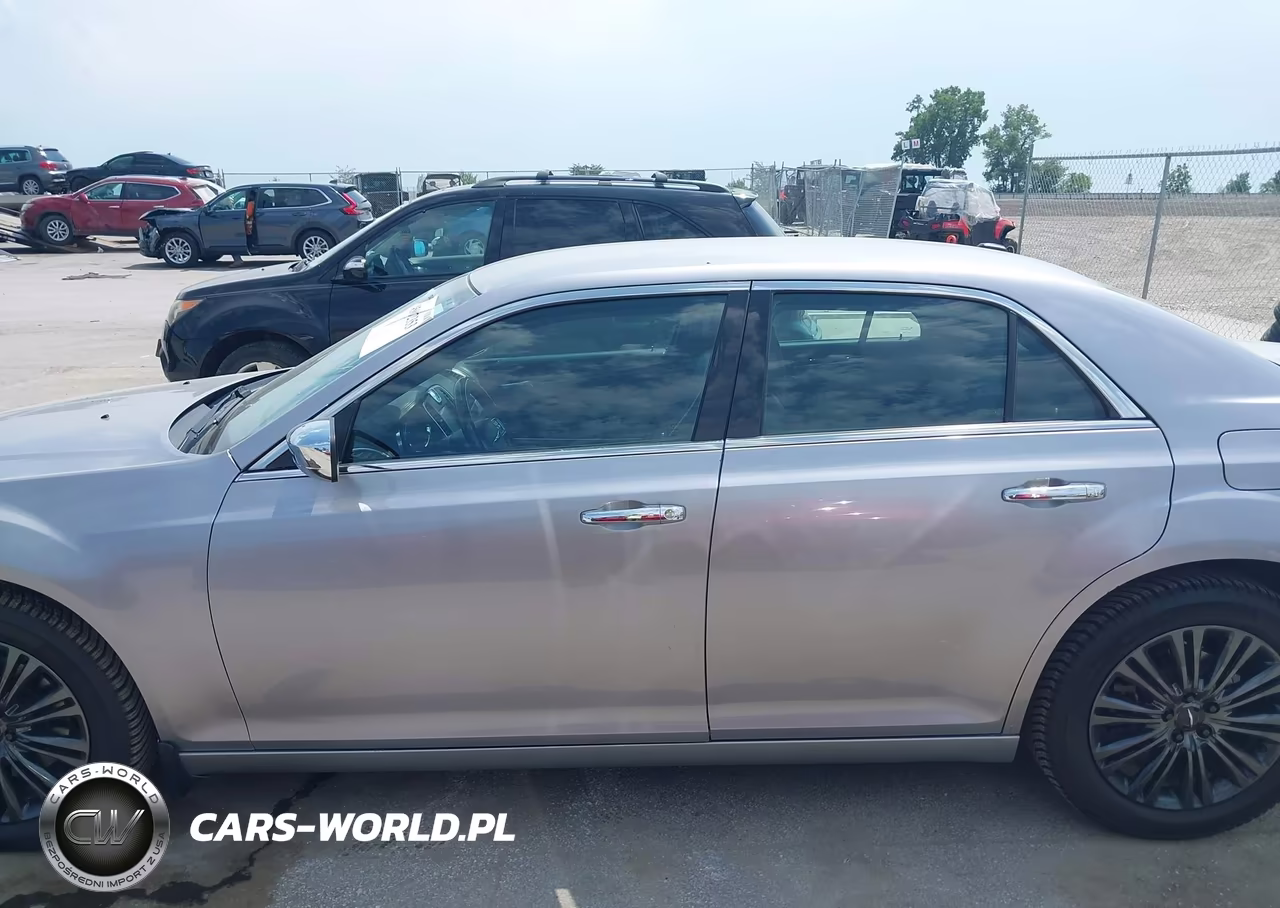 2013 Chrysler 300C Awd VIN:2C3CCAKG1DH633973 - 14