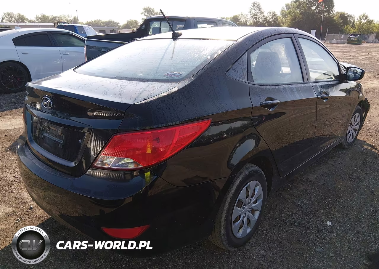 2015 Hyundai Accent Gls VIN:KMHCT4AE0FU823479 - 4
