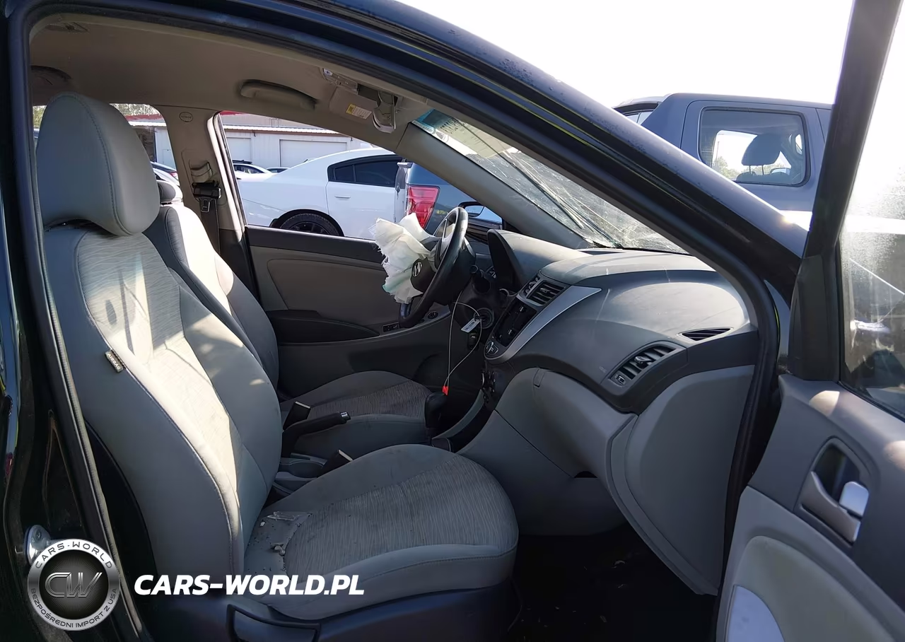 2015 Hyundai Accent Gls VIN:KMHCT4AE0FU823479 - 5