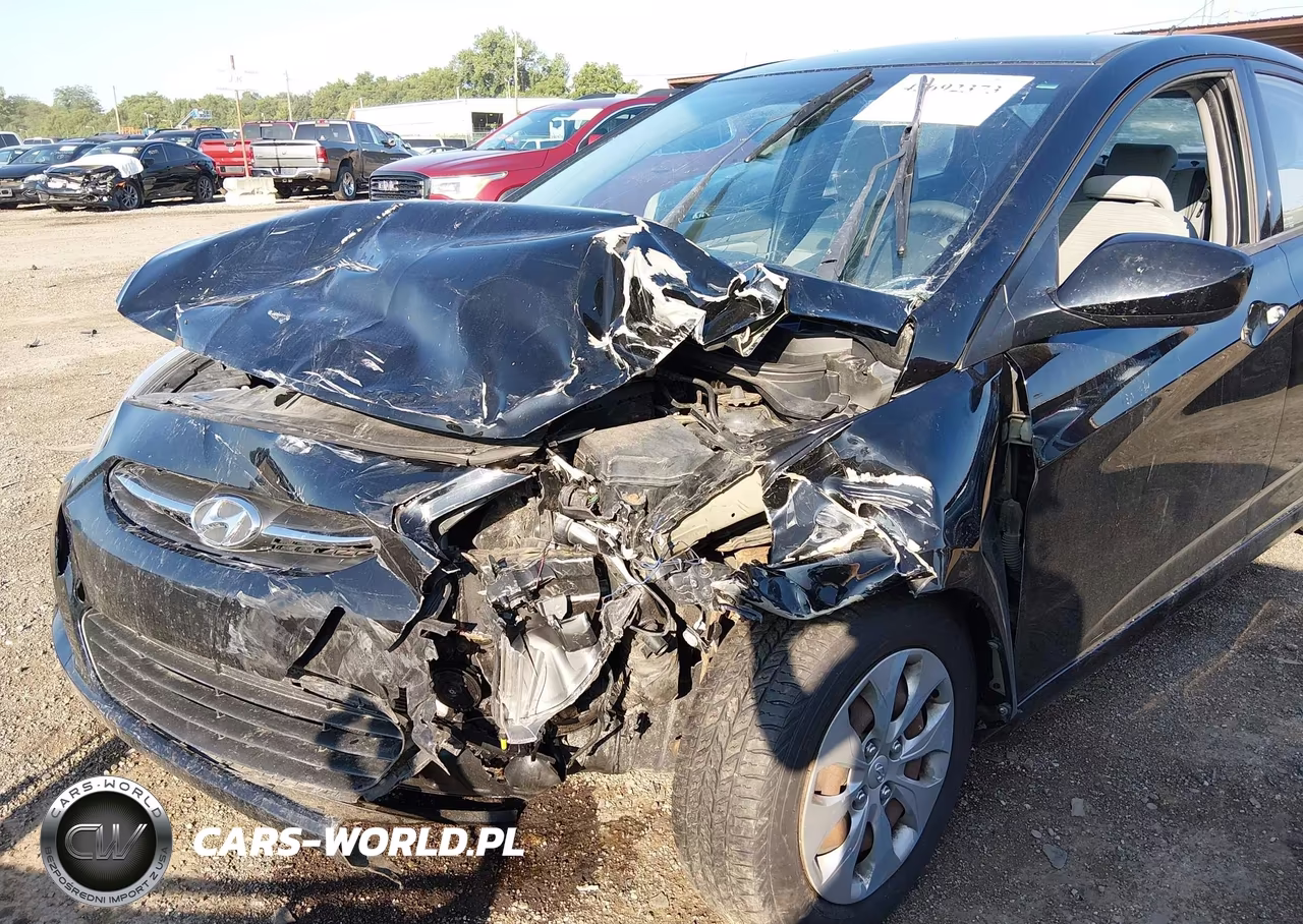 2015 Hyundai Accent Gls VIN:KMHCT4AE0FU823479 - 6