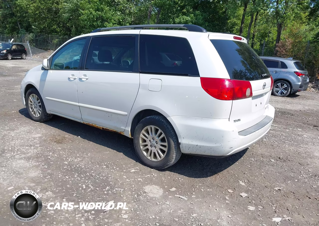 2007 Toyota Sienna Xle VIN:5TDBK22C27S003933 - 3