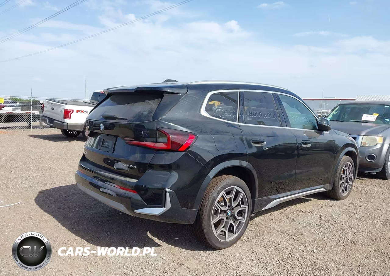 2026 BMW X1 xDrive28I VIN:WBX73EF02T5400663 - 4