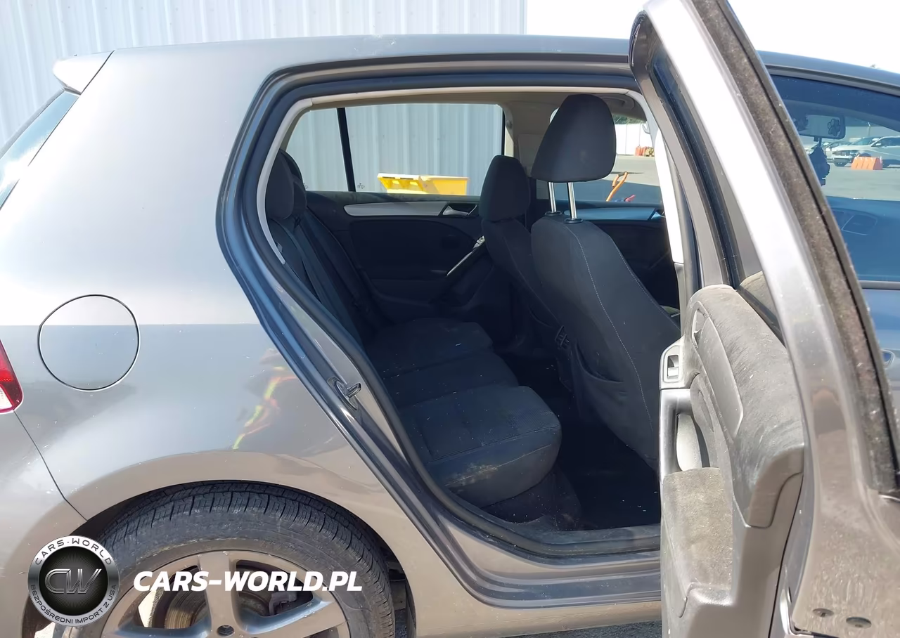 2012 Volkswagen Golf 2.5L 4-Door VIN:WVWDB7AJ4CW215250 - 8