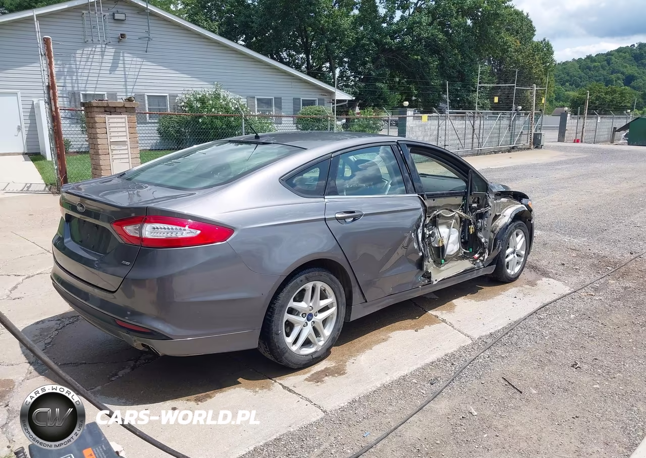 2013 Ford Fusion Se VIN:3FA6P0H75DR321874 - 4