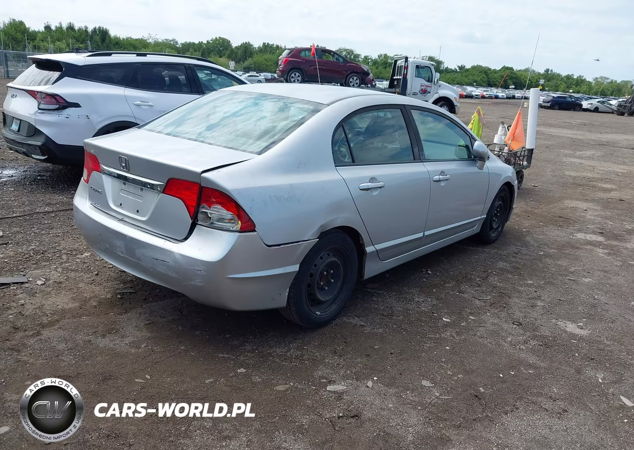 2010 Honda Civic Lx VIN:19XFA1F55AE086124 - 4