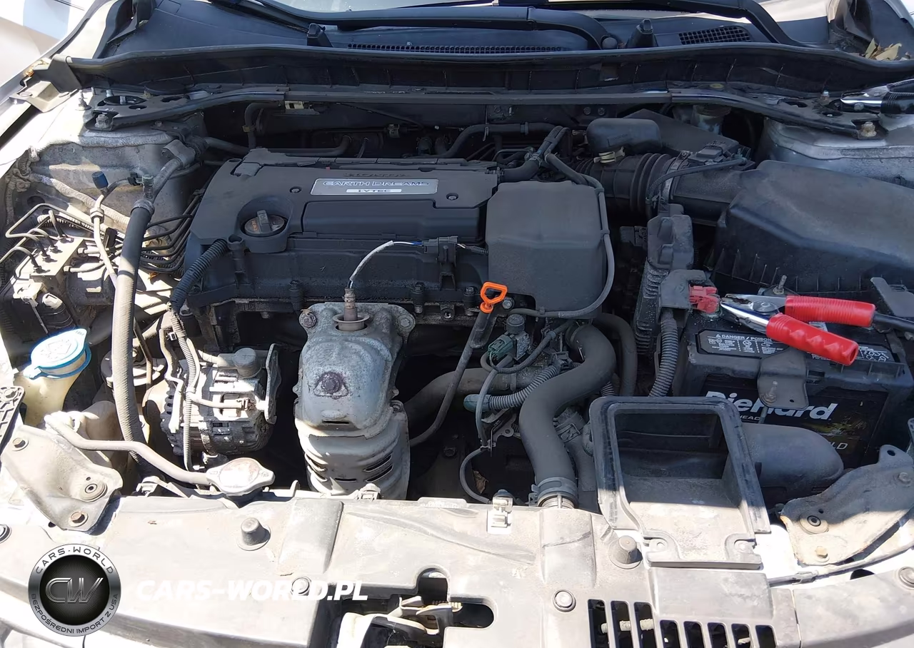 2015 Honda Accord Ex-L VIN:1HGCR2F8XFA174044 - 10