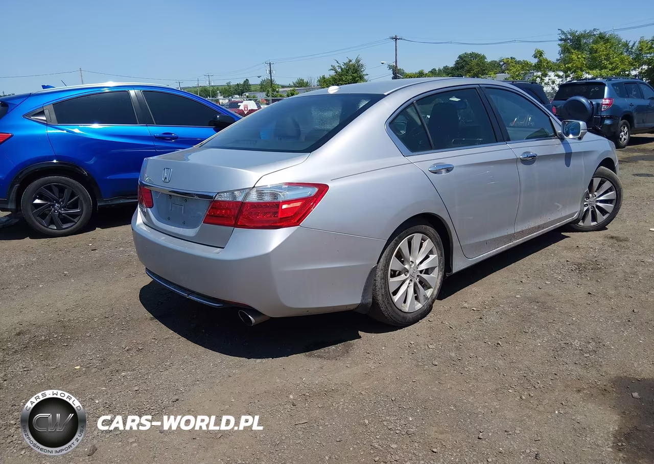 2015 Honda Accord Ex-L VIN:1HGCR2F8XFA174044 - 4