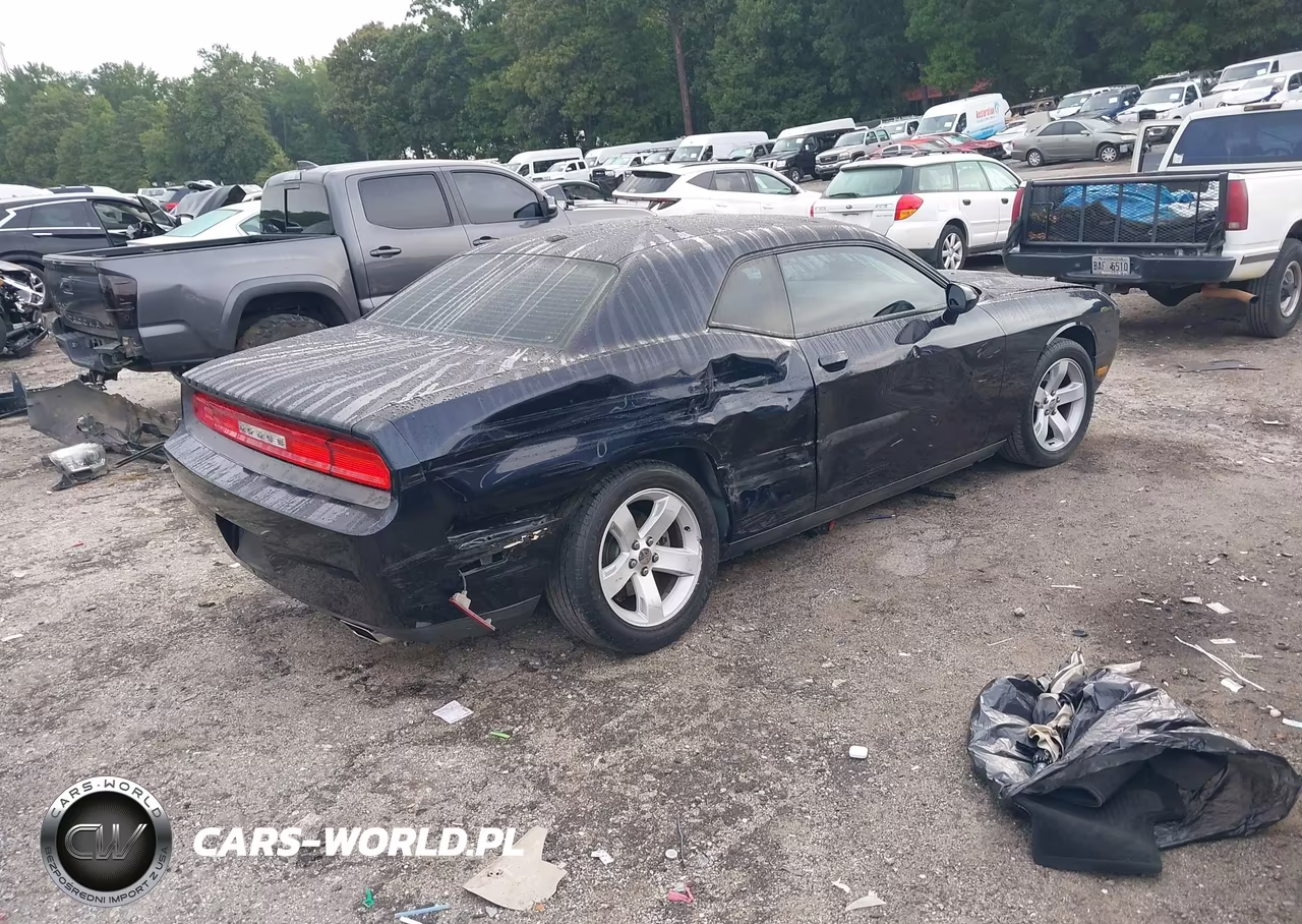 2012 Dodge Challenger Sxt VIN:2C3CDYAG3CH254379 - 4