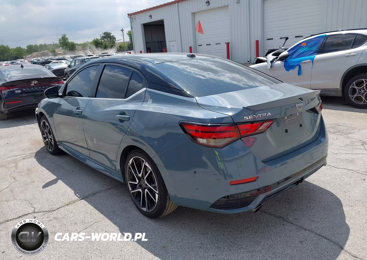 2025 Nissan Sentra Sr VIN:3N1AB8DV2SY319656 - 3