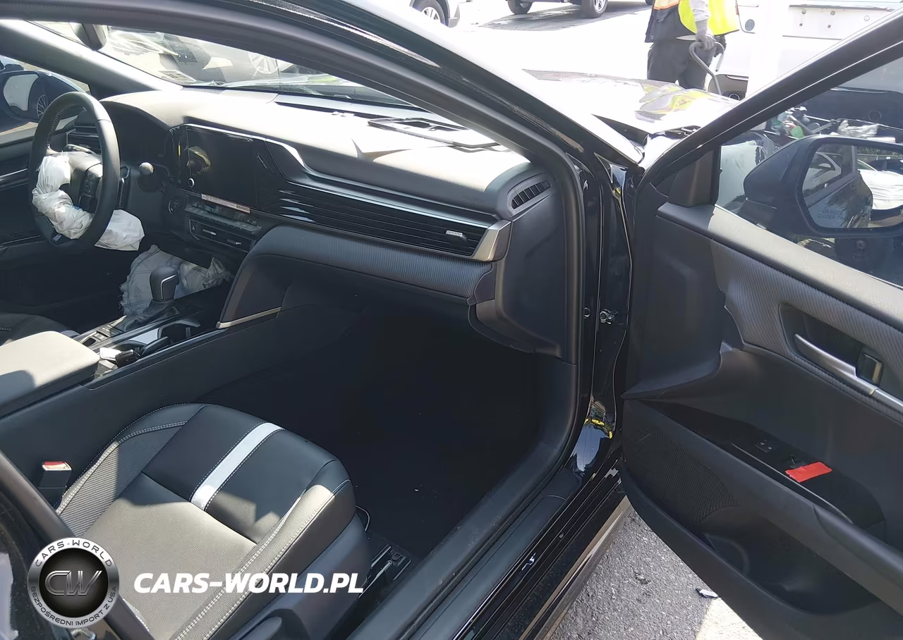 2026 Toyota Camry Se VIN:4T1DAACK6TU772383 - 5
