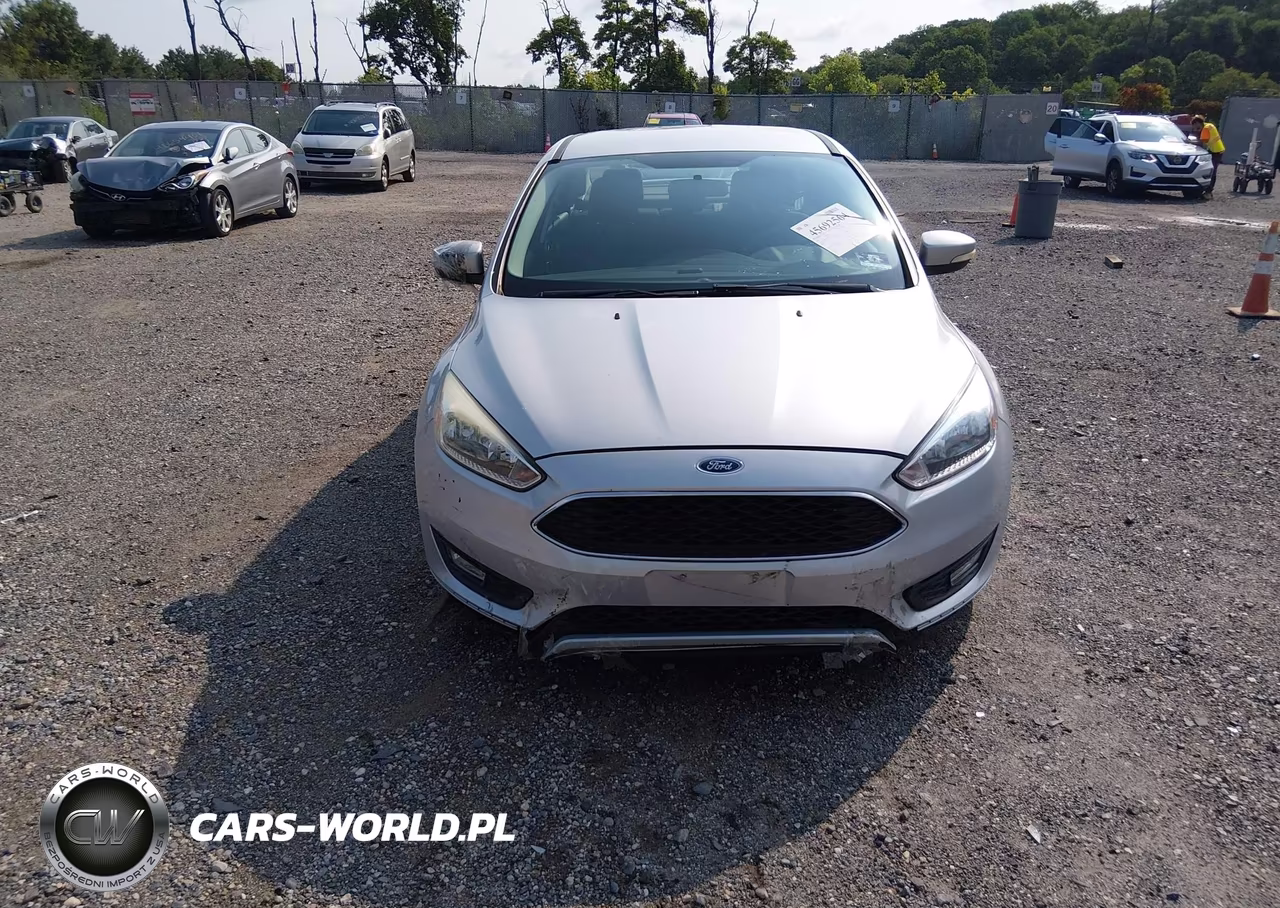 2015 Ford Focus Se VIN:1FADP3F28FL344731 - 6