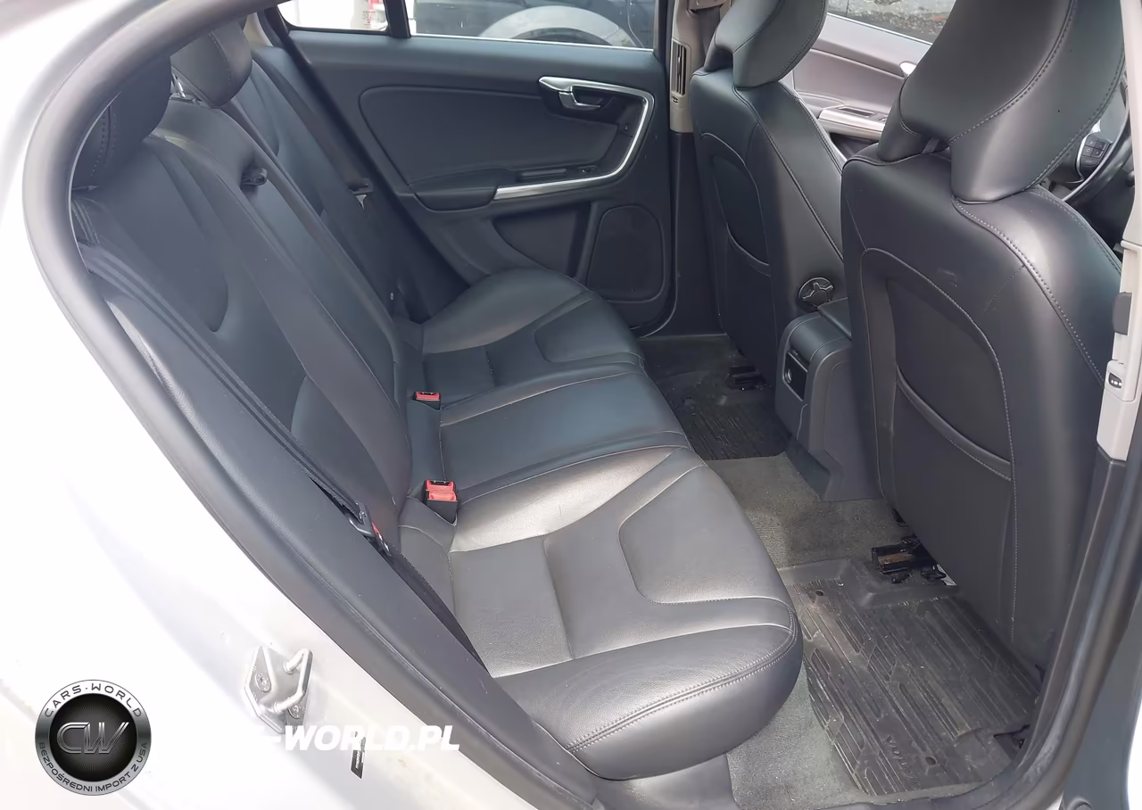 2015 Volvo S60 T5 Premier VIN:YV140MFB1F2316158 - 8