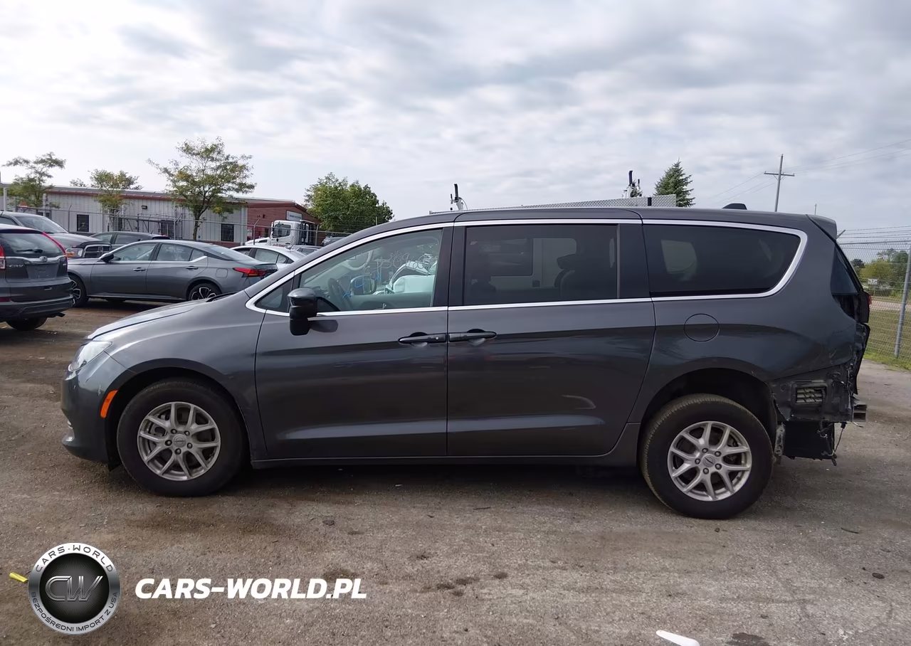 2022 Chrysler Voyager Lx VIN:2C4RC1CG6NR166498 - 14