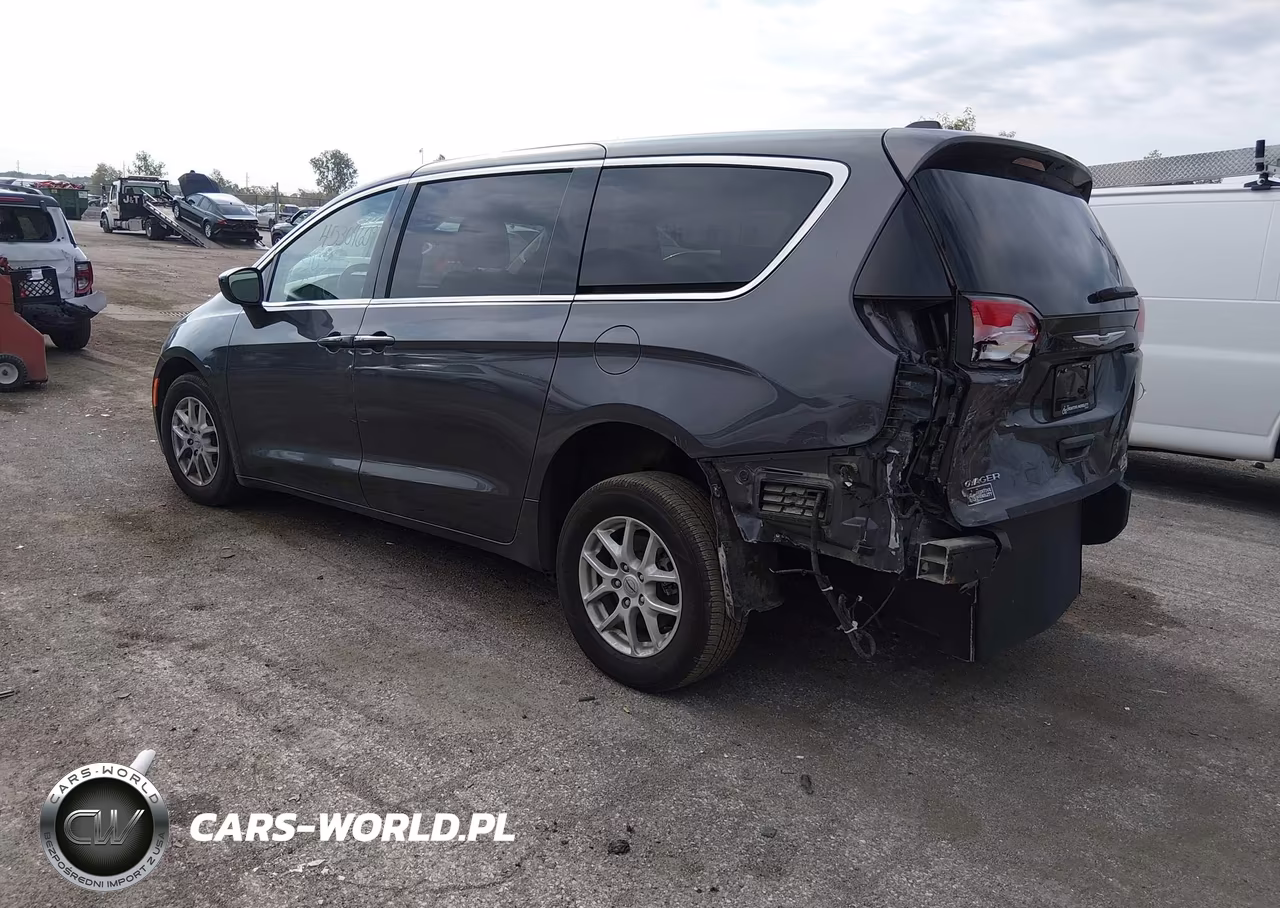 2022 Chrysler Voyager Lx VIN:2C4RC1CG6NR166498 - 3