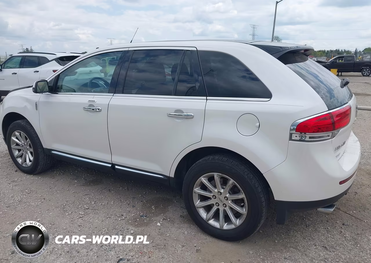 2013 Lincoln Mkx VIN:2LMDJ6JK8DBL42110 - 3