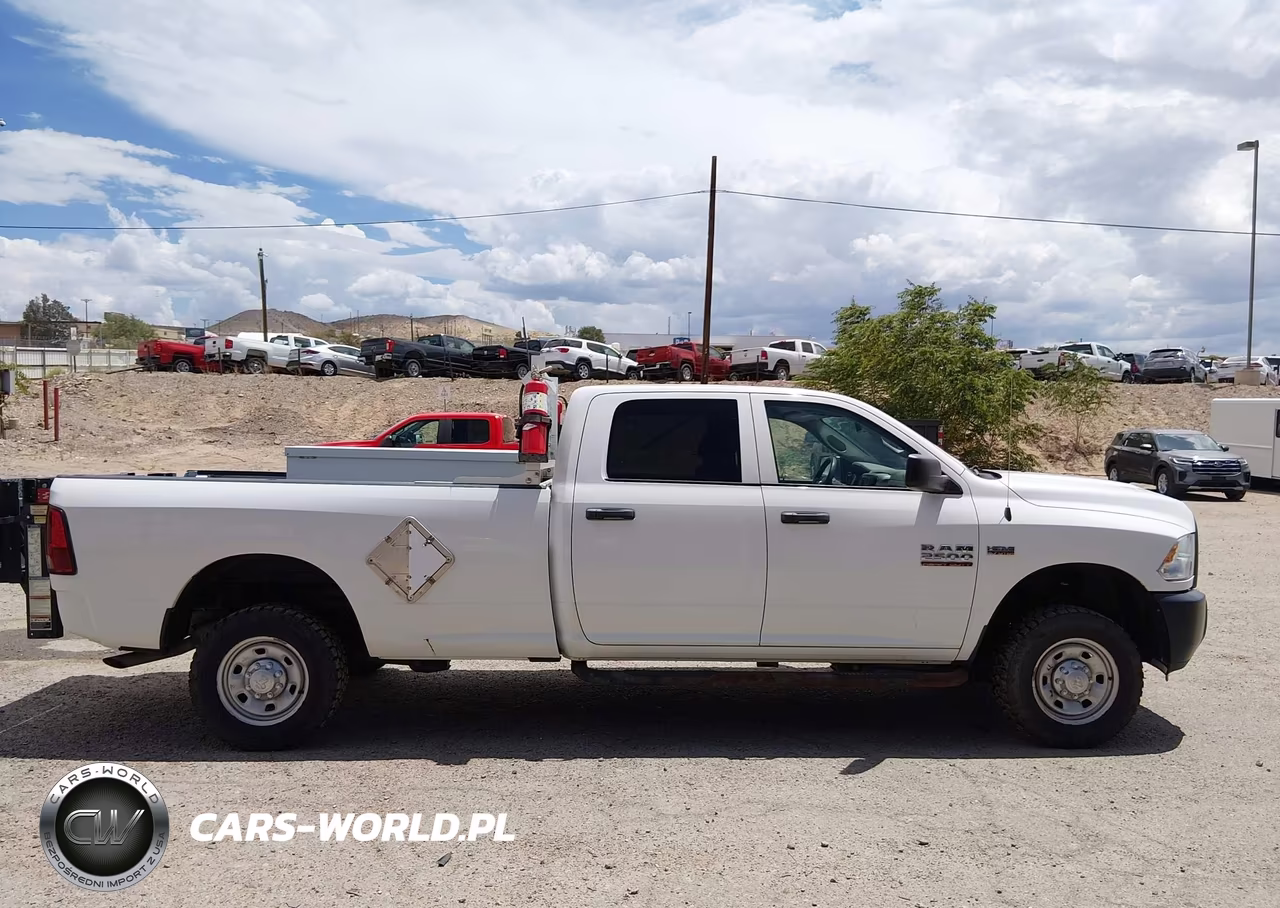 2016 Ram 2500 Tradesman VIN:3C6TR5HT6GG323268 - 13