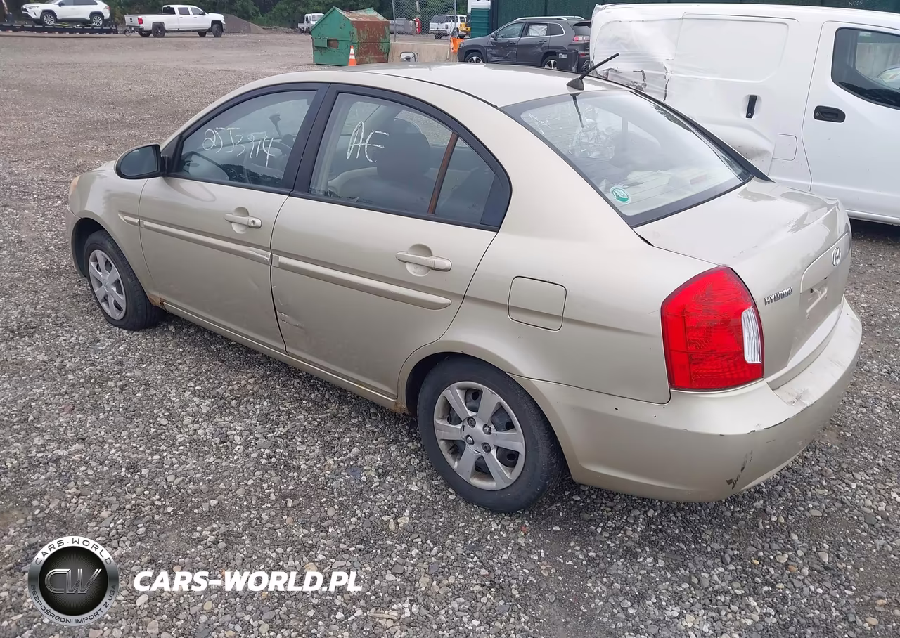 2006 Hyundai Accent Gls VIN:KMHCN46C46U011345 - 3
