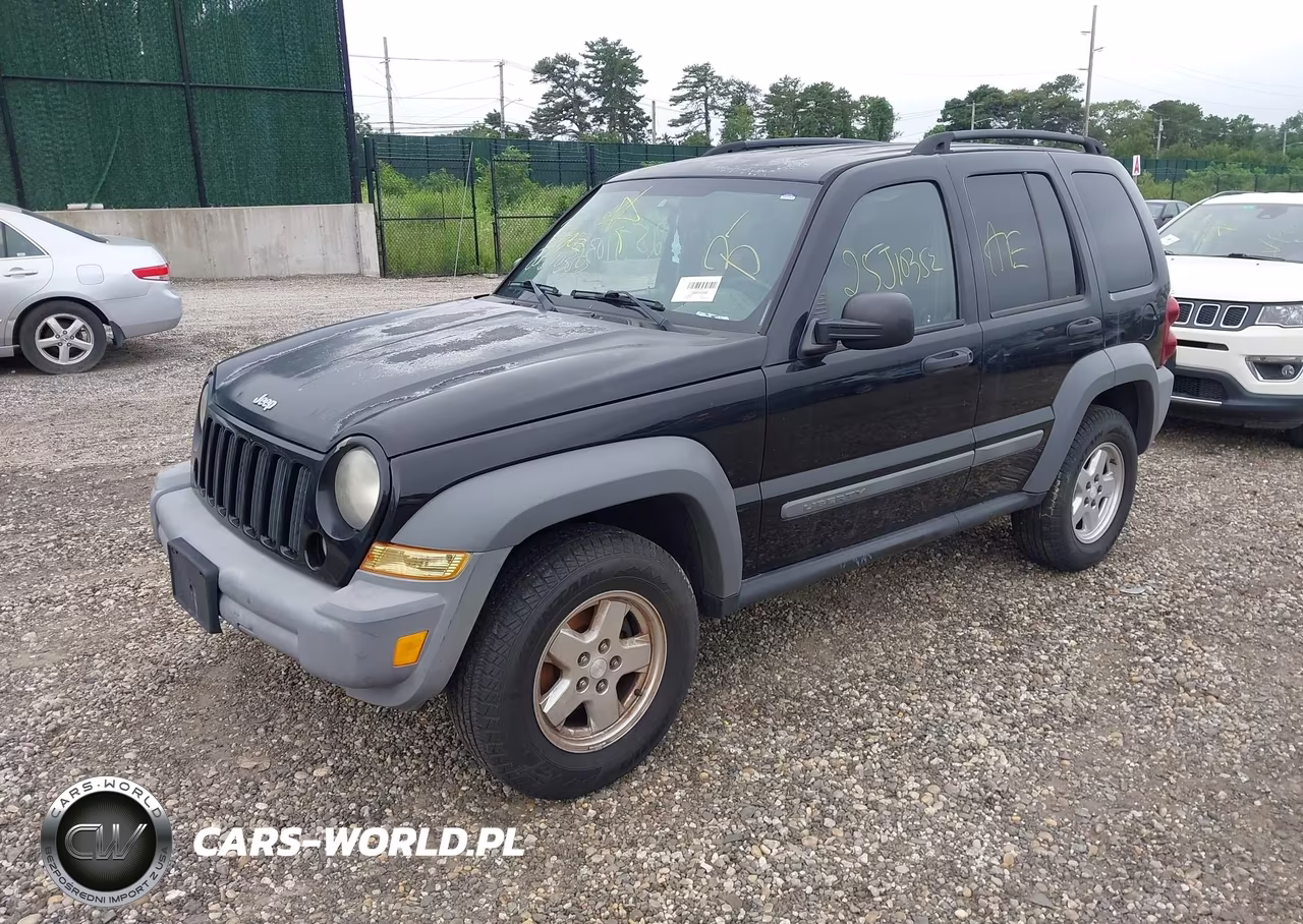 2005 Jeep Liberty Sport VIN:1J4GK48K75W690723 - 2