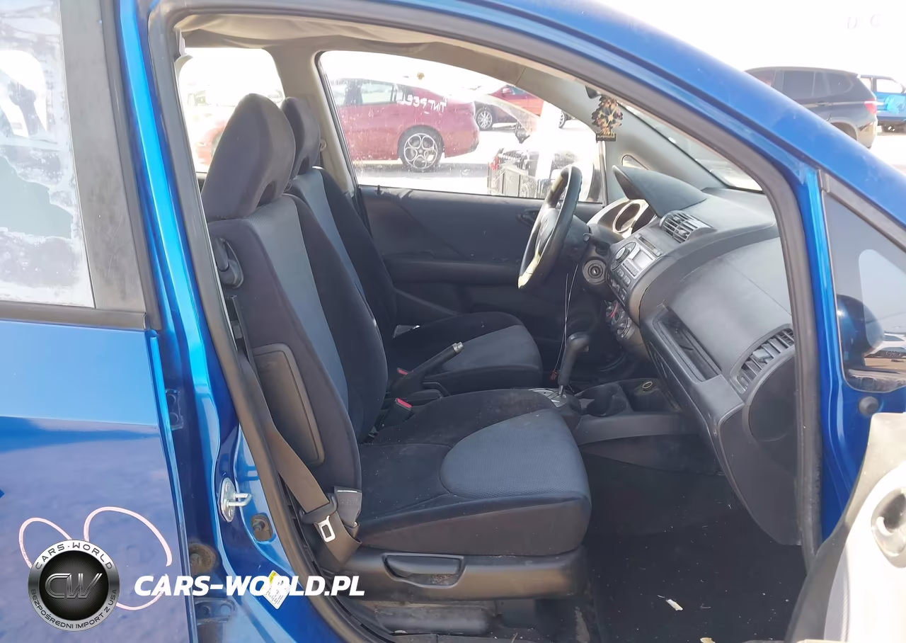 2007 Honda Fit VIN:JHMGD38417S035834 - 5