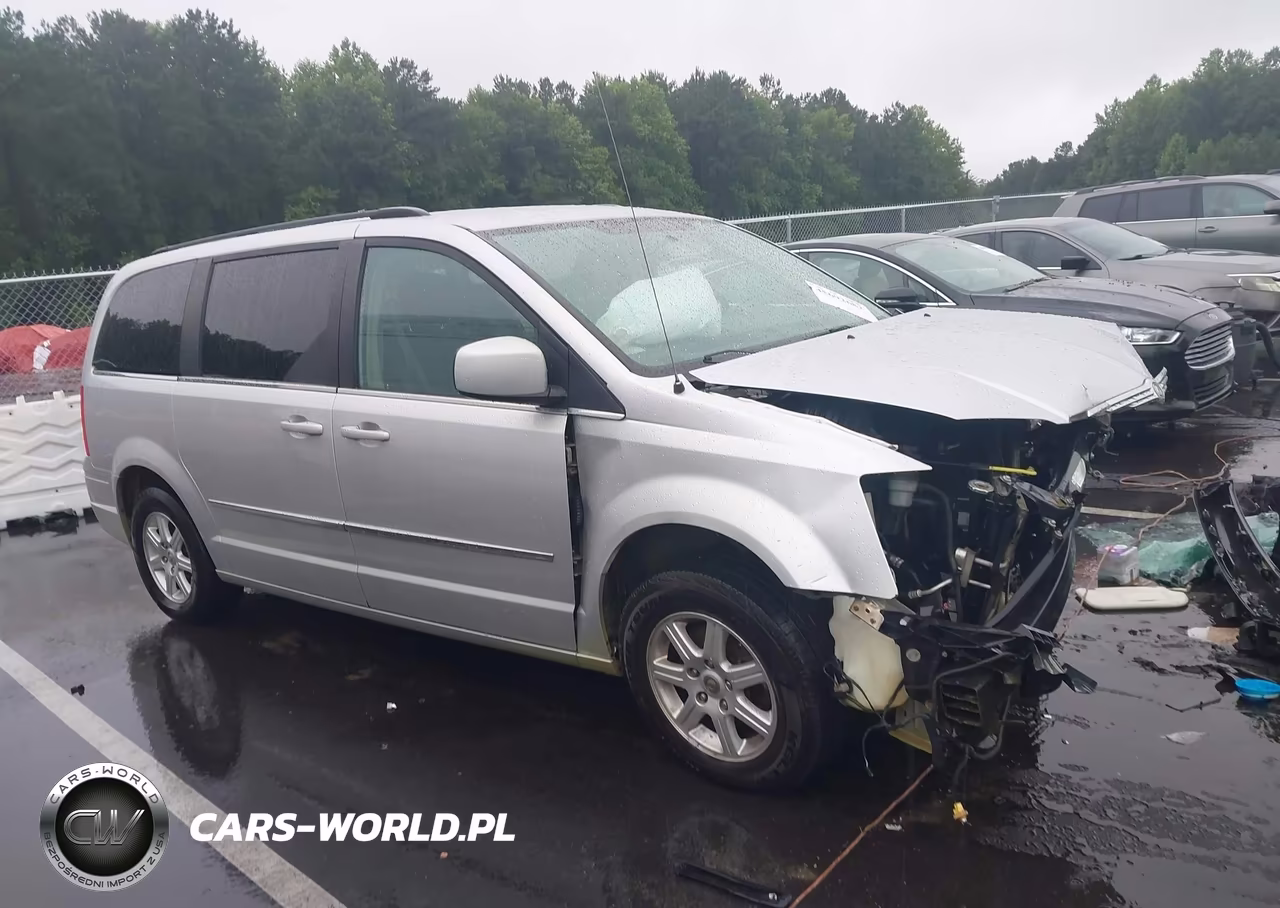 2010 Chrysler Town & Country Touring VIN:2A4RR5D1XAR460460 - 13