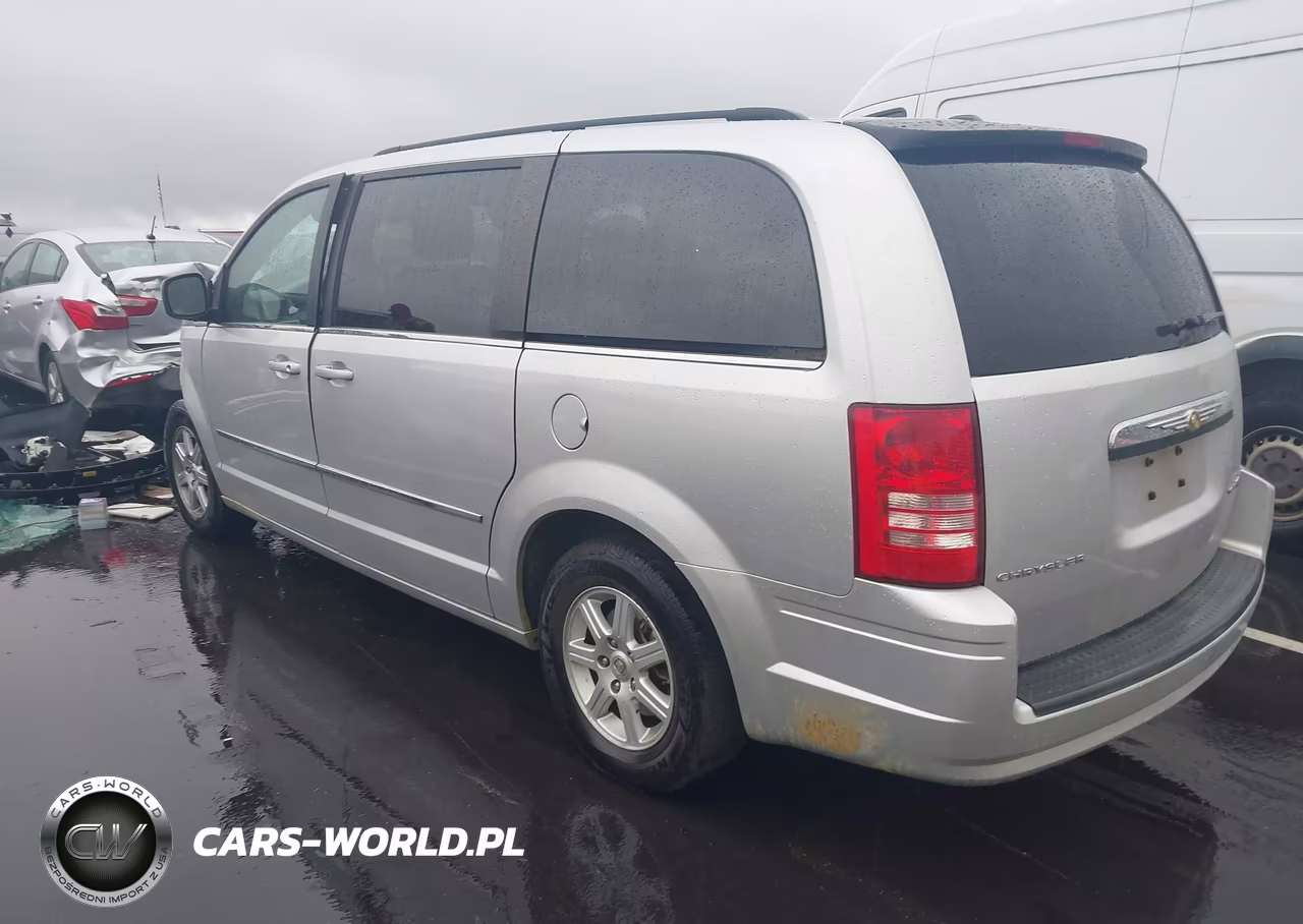 2010 Chrysler Town & Country Touring VIN:2A4RR5D1XAR460460 - 3