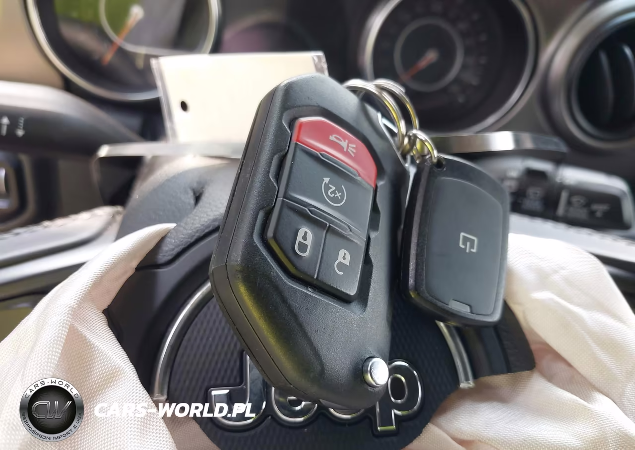 2021 Jeep Wrangler Unlimited Willys 4X4 VIN:1C4HJXDN3MW521926 - 11
