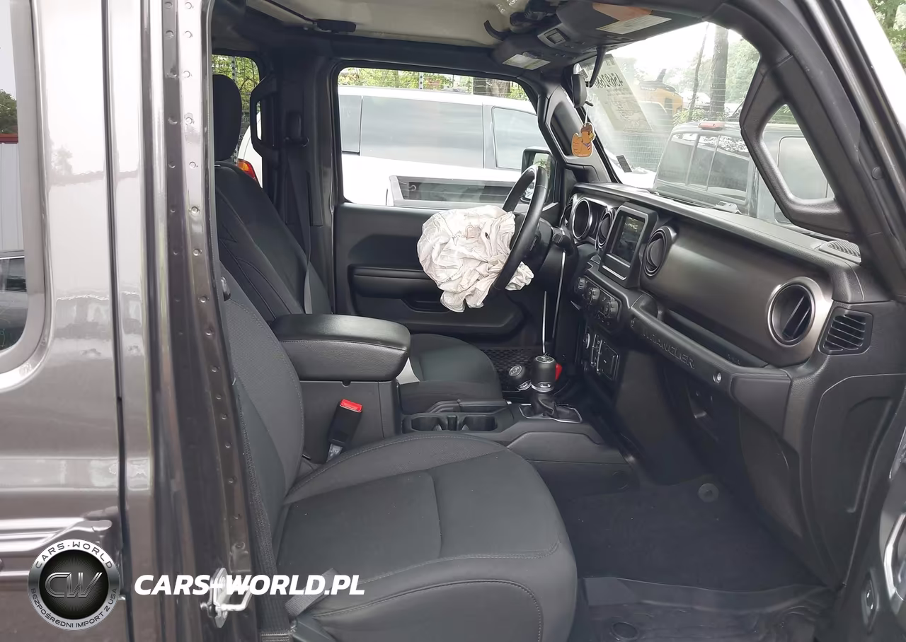 2021 Jeep Wrangler Unlimited Willys 4X4 VIN:1C4HJXDN3MW521926 - 5