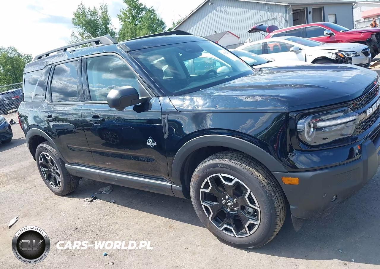 2025 Ford Bronco Sport Outer Banks VIN:3FMCR9CNXSRE68525 - 13