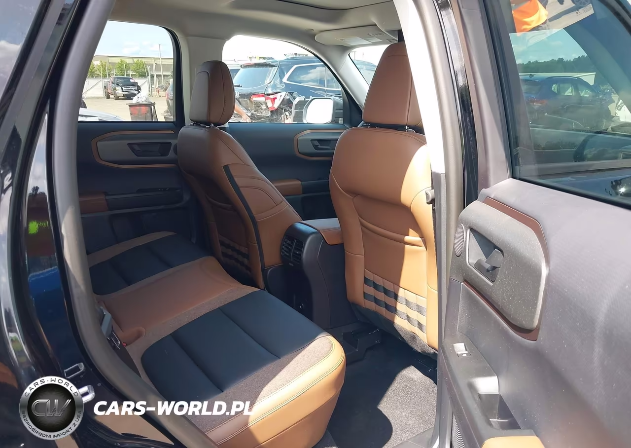 2025 Ford Bronco Sport Outer Banks VIN:3FMCR9CNXSRE68525 - 8