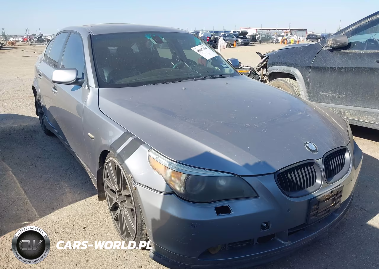 2004 BMW 545I