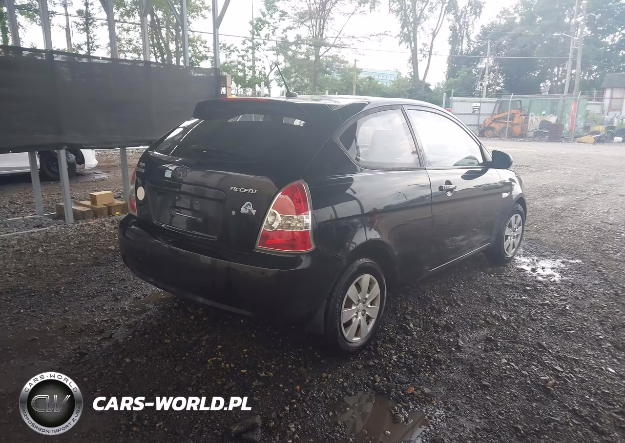 2011 Hyundai Accent Gs VIN:KMHCM3AC2BU187292 - 4