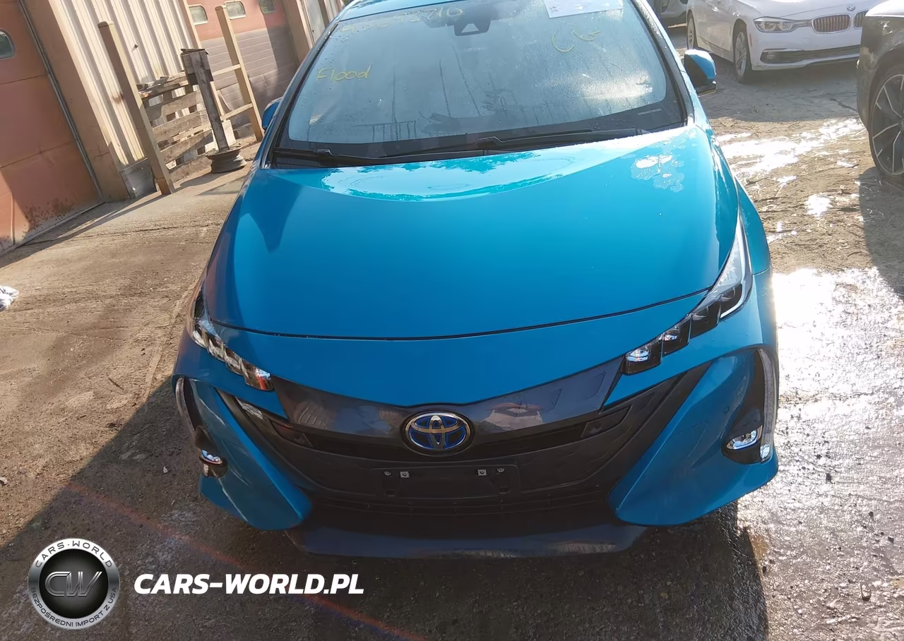 2020 Toyota Prius Prime Limited VIN:JTDKARFP6L3149997 - 6