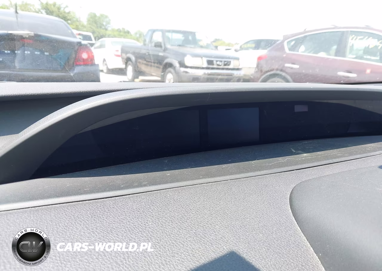 2020 Toyota Prius Prime Limited VIN:JTDKARFP6L3149997 - 7