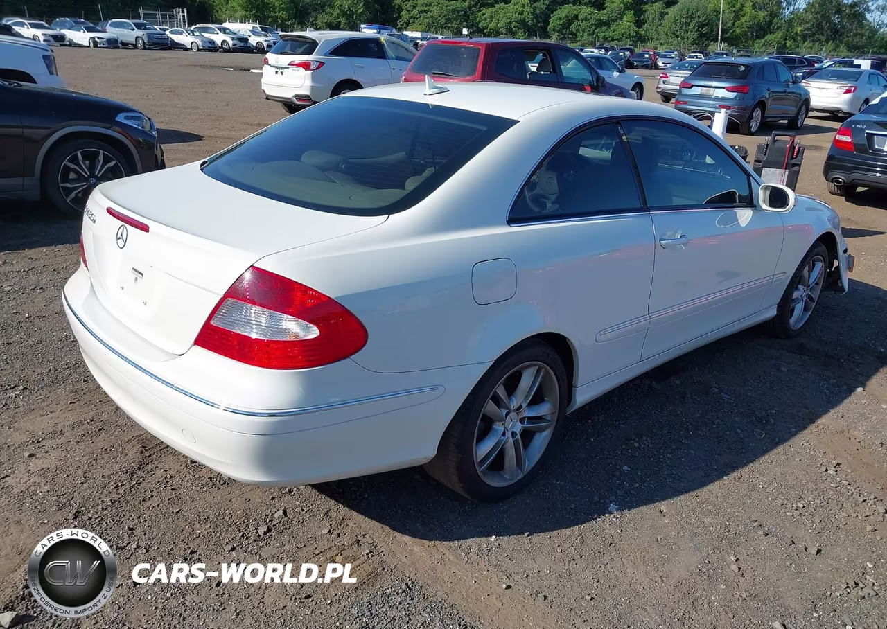 2007 Mercedes-Benz Clk 350 VIN:WDBTJ56H57F208532 - 4