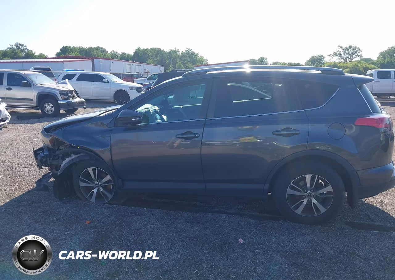 2018 Toyota Rav4 Xle VIN:2T3RFREV7JW847030 - 13