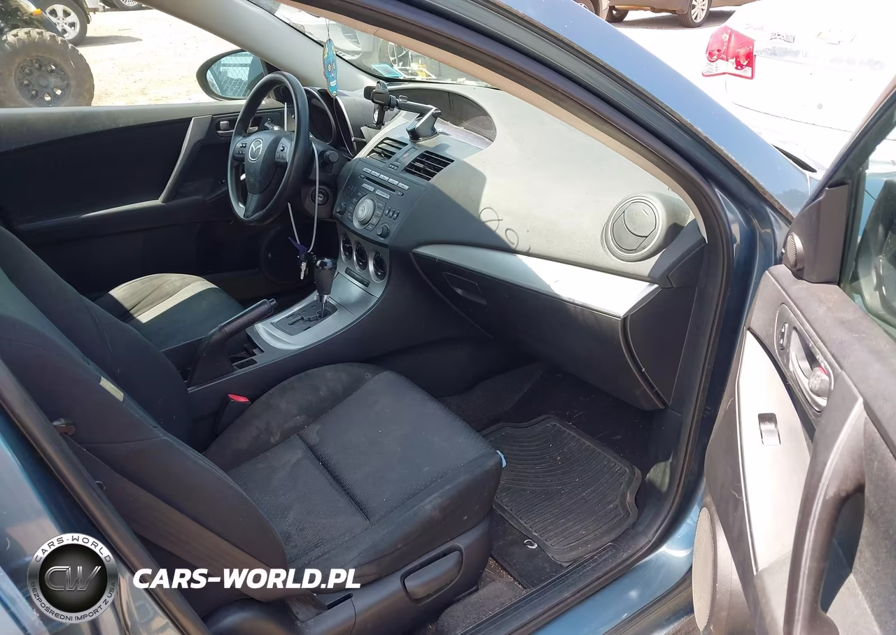 2010 Mazda Mazda3 I Touring VIN:JM1BL1SG3A1198102 - 5