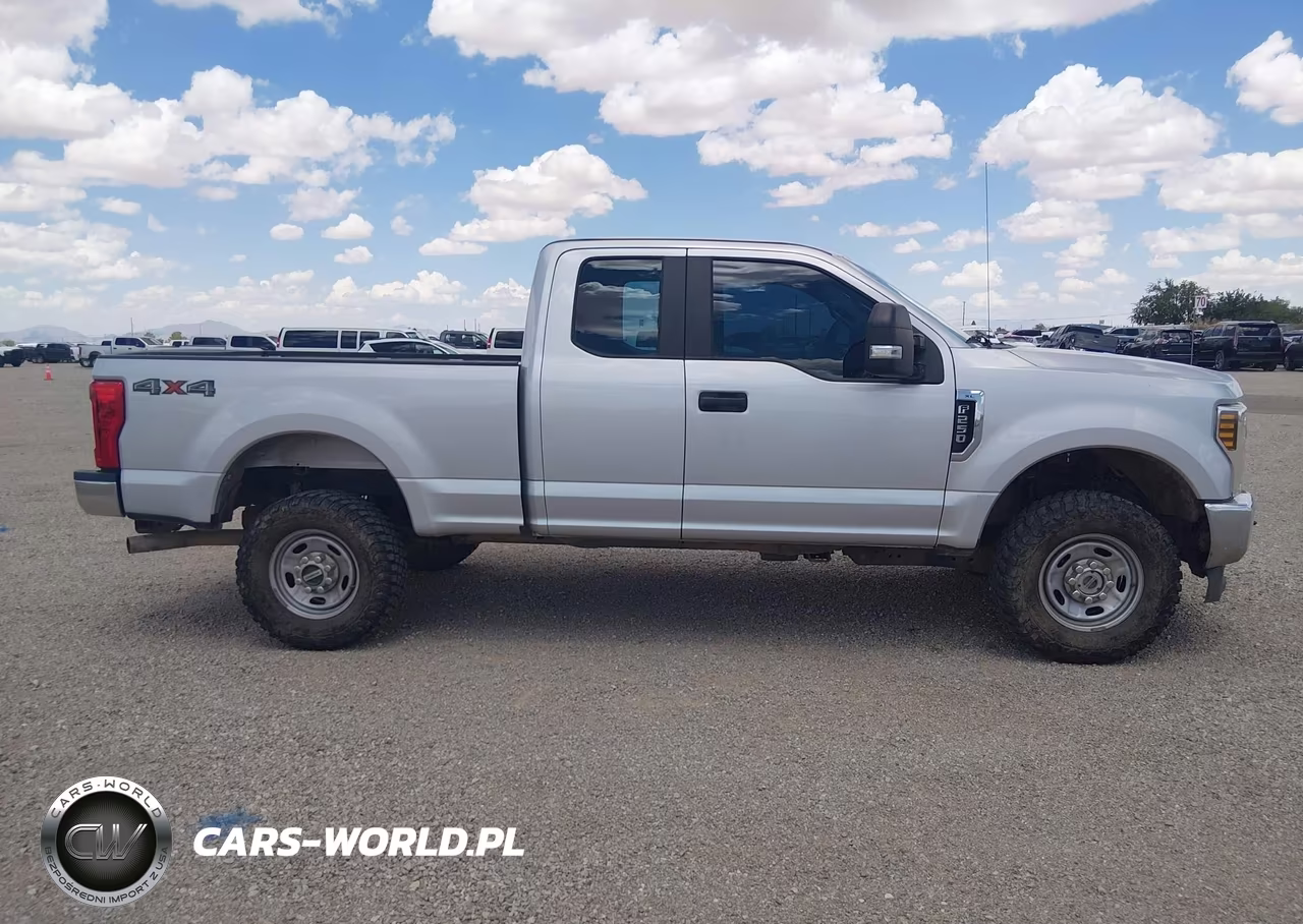 2018 Ford F-250 Xl VIN:1FT7X2B63JEC83960 - 14