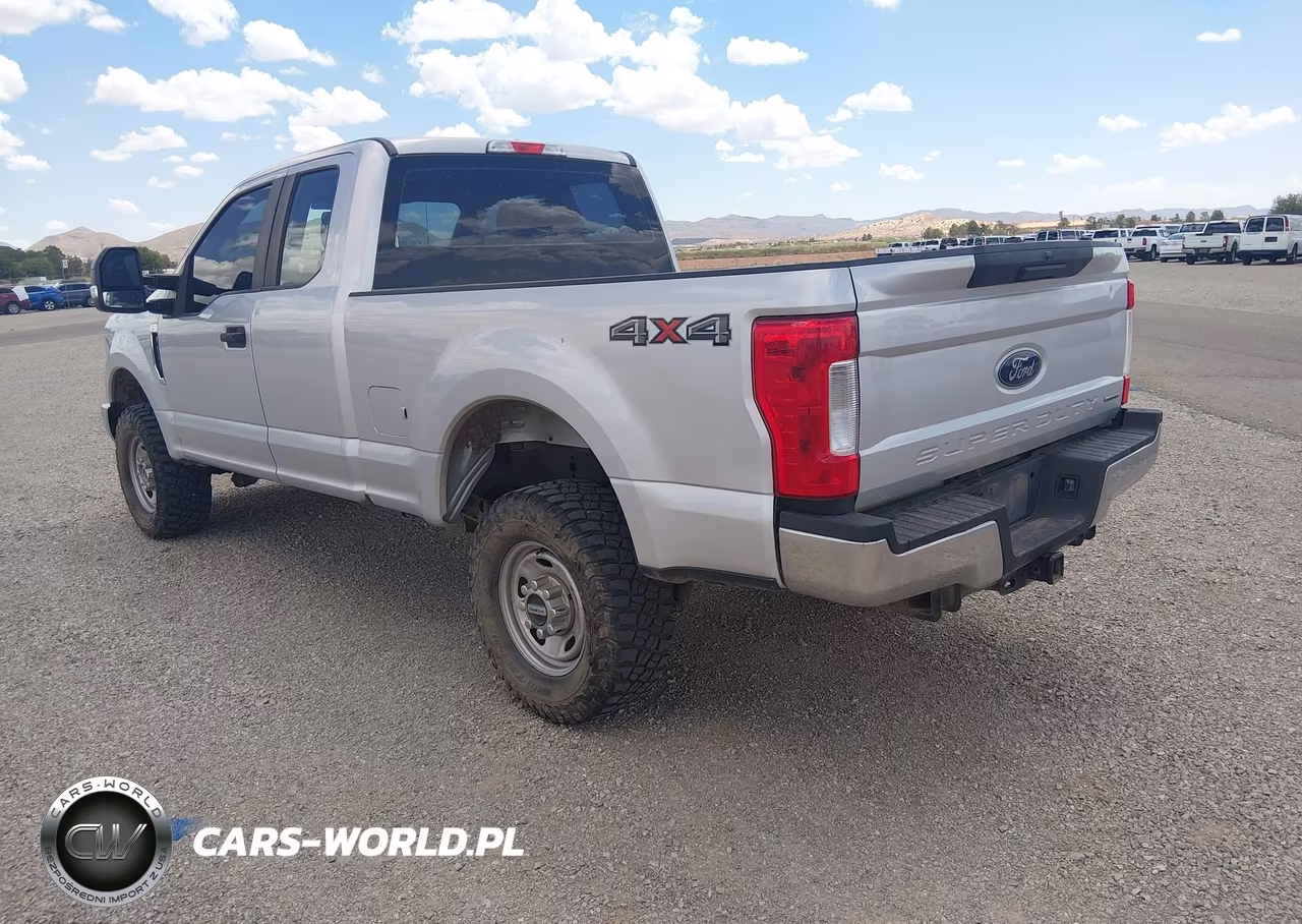 2018 Ford F-250 Xl VIN:1FT7X2B63JEC83960 - 3