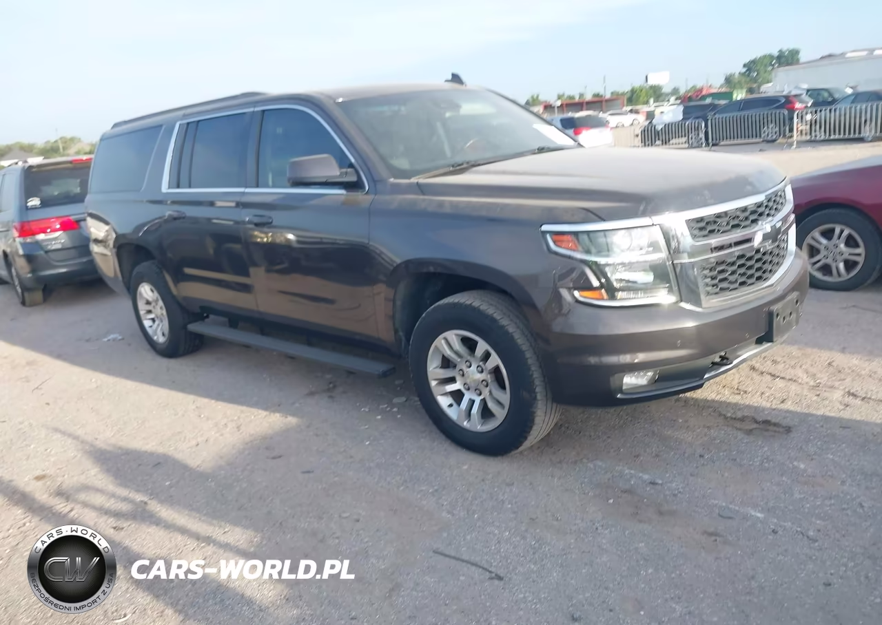 2016 Chevrolet Suburban Lt – zdjęcie 1 z 16