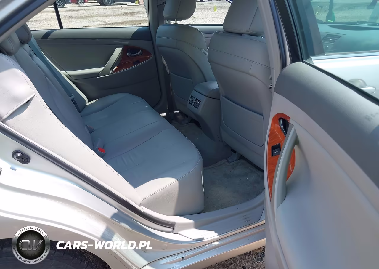 2010 Toyota Camry Hybrid VIN:4T1BB3EK2AU116319 - 8
